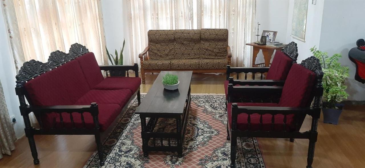 Treasure House Tourist Rest Hotel อนุราธปุระ ภายนอก รูปภาพ
