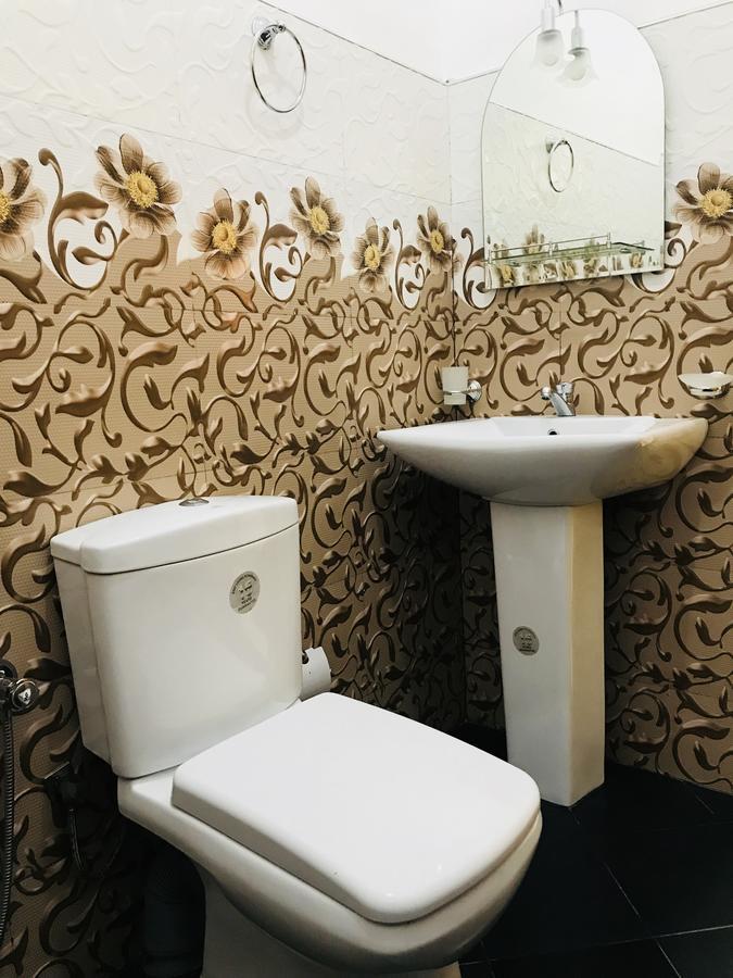 Treasure House Tourist Rest Hotel อนุราธปุระ ภายนอก รูปภาพ